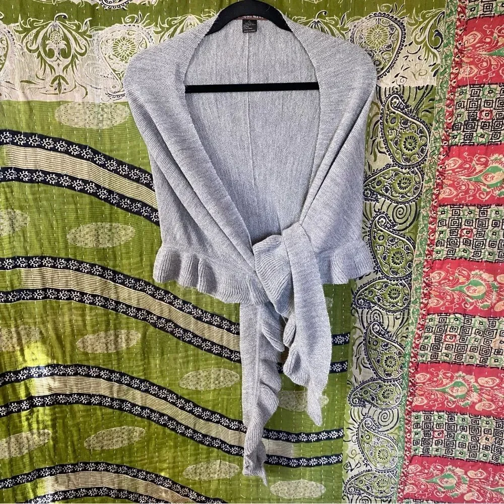 Rare Alpaca WaWa Gray 100% Baby Alpaca Ruffled Shawl One Size